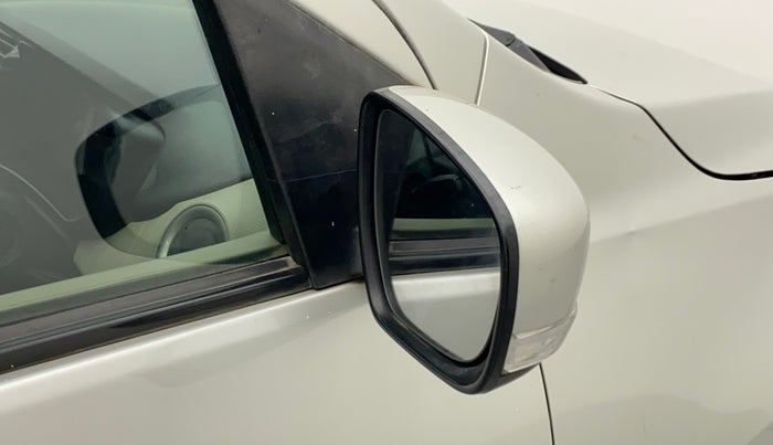 2017 Maruti Celerio ZXI, CNG, Manual, 83,792 km, Right rear-view mirror - Mirror motor not working