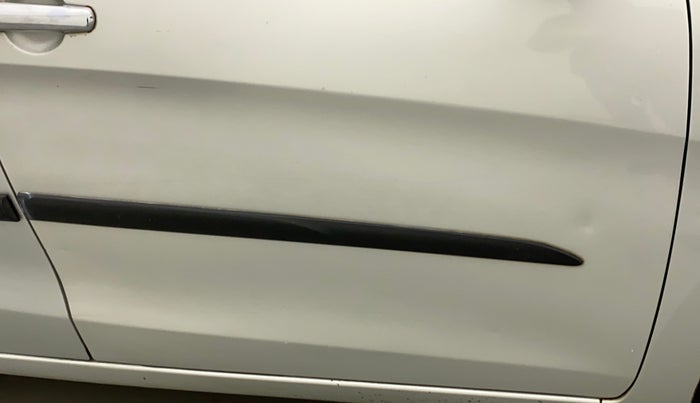 2017 Maruti Celerio ZXI, CNG, Manual, 83,792 km, Driver-side door - Slightly dented