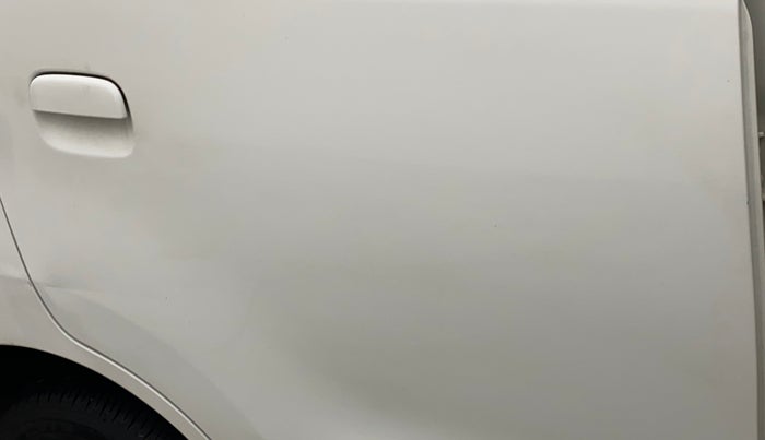 2017 Maruti Wagon R 1.0 VXI, Petrol, Manual, 37,411 km, Right rear door - Slightly dented