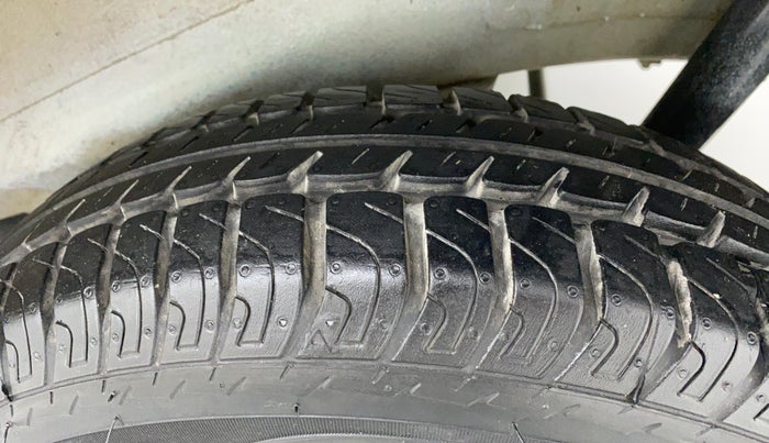 2018 Maruti Wagon R 1.0 LXI CNG, CNG, Manual, 83,254 km, Left Rear Tyre Tread
