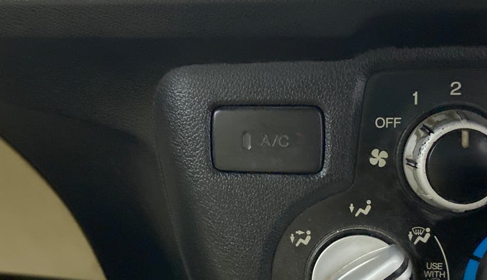 2012 Honda Brio V MT, Petrol, Manual, 55,310 km, AC Unit - Main switch light not functional
