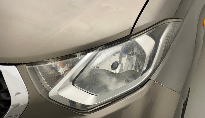2016 Datsun Redi Go S, CNG, Manual, 72,643 km, Left headlight - < 2 inches,no. = 2