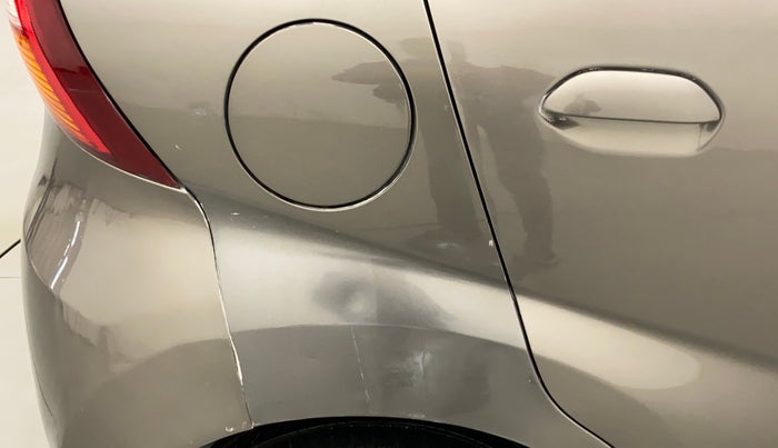2016 Datsun Redi Go S, CNG, Manual, 72,643 km, Right quarter panel - Slightly dented
