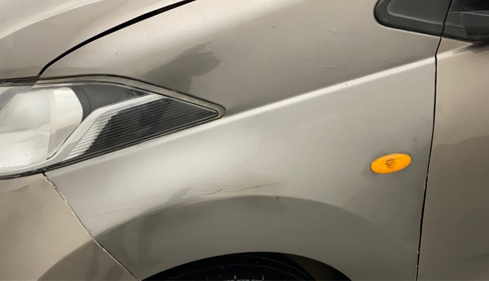 2016 Datsun Redi Go S, CNG, Manual, 72,643 km, Left fender - Minor scratches