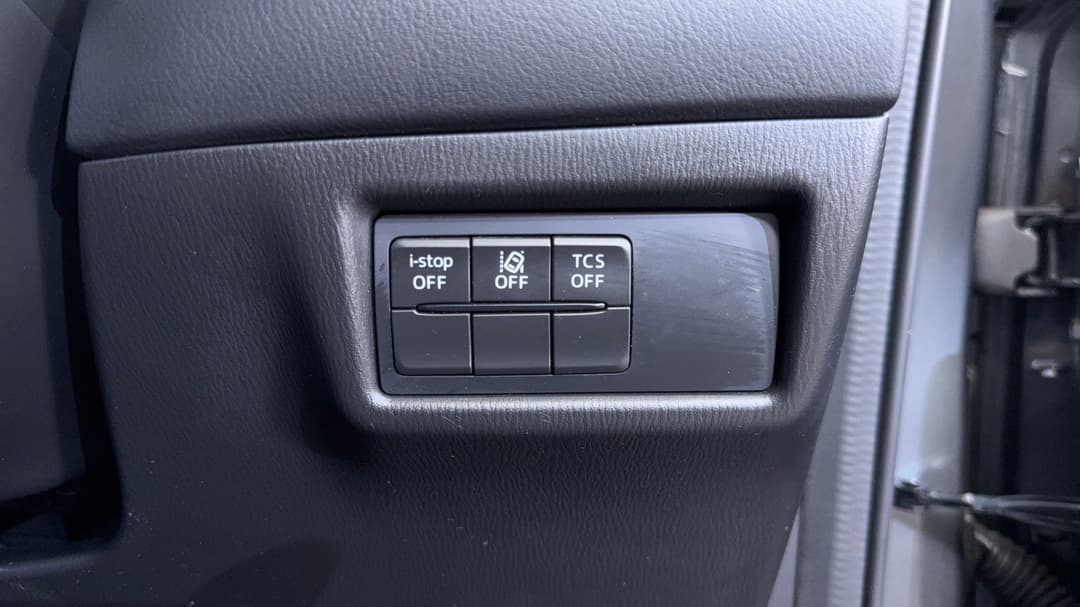 2021 Mazda CX-5 Maxx Sport (FWD), Automatic, 74199 km, Utility Switches/Buttons