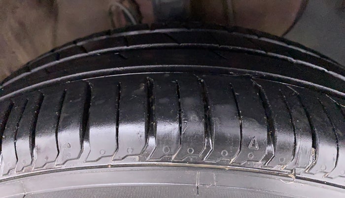2019 Hyundai Elite i20 1.2 SPORTS PLUS VTVT, Petrol, Manual, 77,943 km, Right Front Tyre Tread
