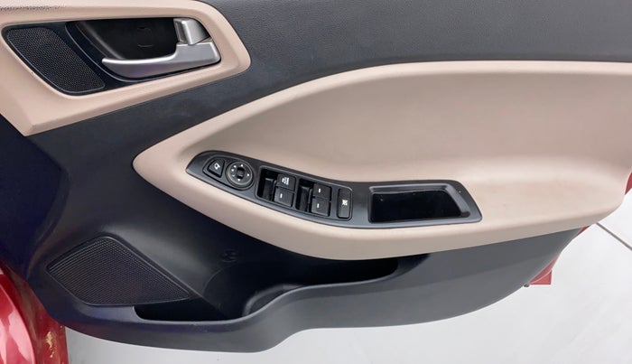 2019 Hyundai Elite i20 1.2 SPORTS PLUS VTVT, Petrol, Manual, 77,943 km, Driver Side Door Panels Control