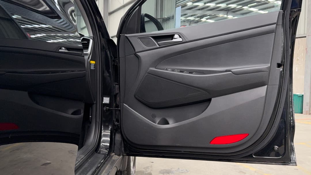 2017 Hyundai Tucson Active (FWD), Automatic, 70688 km, Speaker View