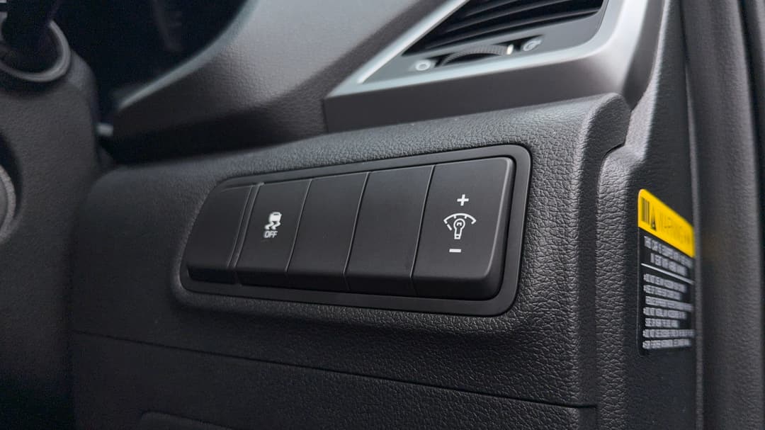 2017 Hyundai Tucson Active (FWD), Automatic, 70688 km, Utility Switches/Buttons