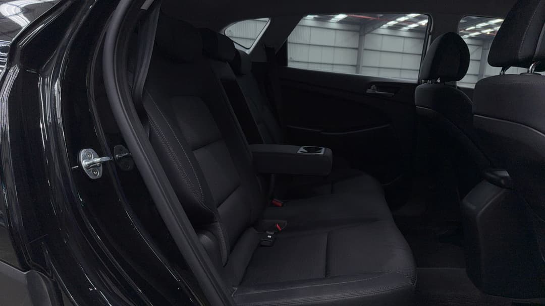 2017 Hyundai Tucson Active (FWD), Automatic, 70688 km, Right Side Rear Door Cabin View