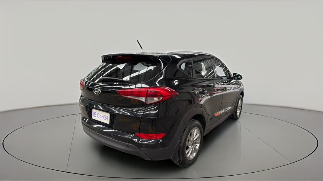 2017 Hyundai Tucson Active (FWD), Automatic, 70688 km, Right Back Diagonal (45- Degree) View