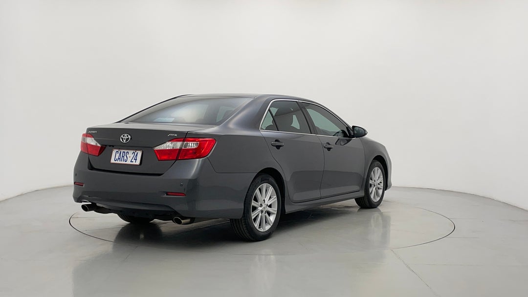 Right Back Diagonal (45- Degree) View