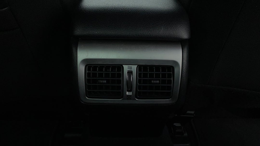 Rear A/C Vent