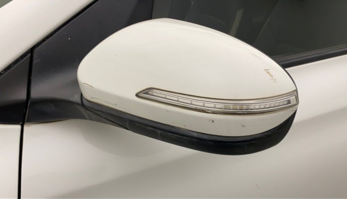 2014 Hyundai Elite i20 ASTA 1.4 CRDI, Diesel, Manual, 1,07,042 km, Left rear-view mirror - Folding motor not working