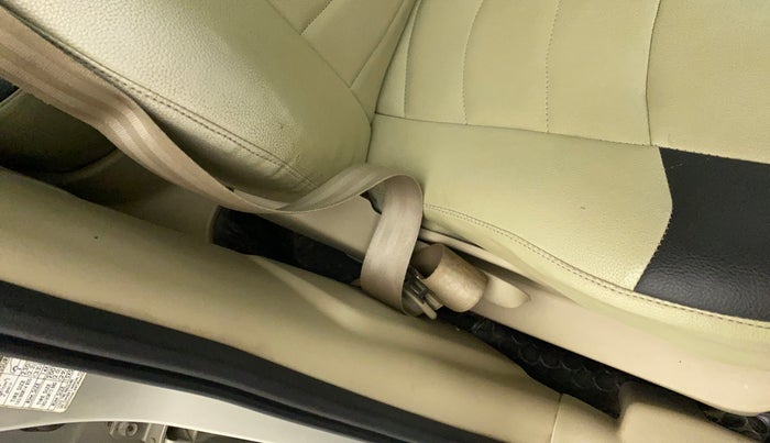 2012 Maruti Swift Dzire VXI, Petrol, Manual, 73,019 km, Driver seat - Retractor not working