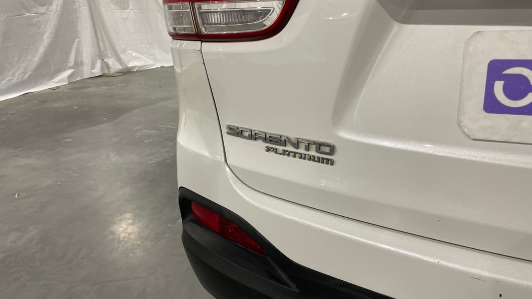 2016 Kia Sorento Platinum (4x4), Automatic, 149649 km, Badge (Boot Left Side)