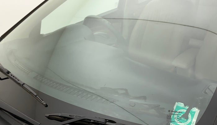 2019 Maruti Ciaz DELTA AT 1.5 SHVS PETROL, Petrol, Automatic, 31,431 km, Front windshield - Minor spot on windshield