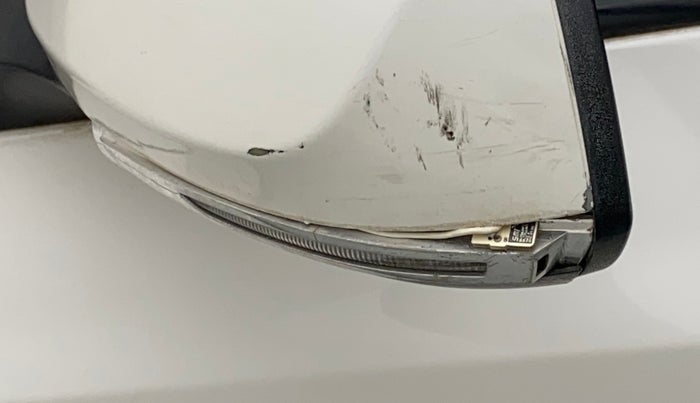 2014 Hyundai Grand i10 SPORTZ 1.2 KAPPA VTVT, Petrol, Manual, 81,425 km, Left rear-view mirror - Indicator light has minor damage