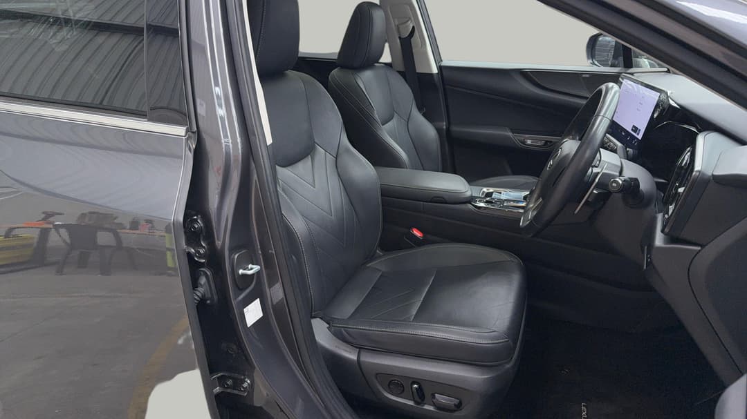 2022 Lexus Nx350h Sports Luxury + Ep1 Hybrid AWD, Automatic, 36413 km, Right Side Front Door Cabin View