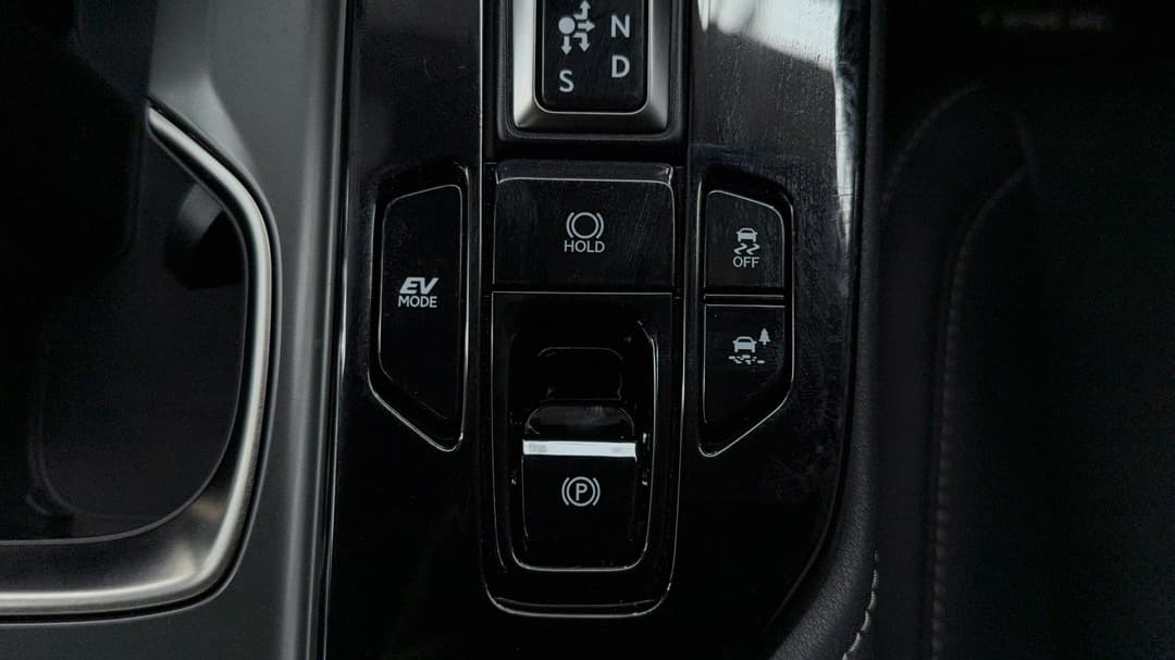 2022 Lexus Nx350h Sports Luxury + Ep1 Hybrid AWD, Automatic, 36413 km, Handbrake