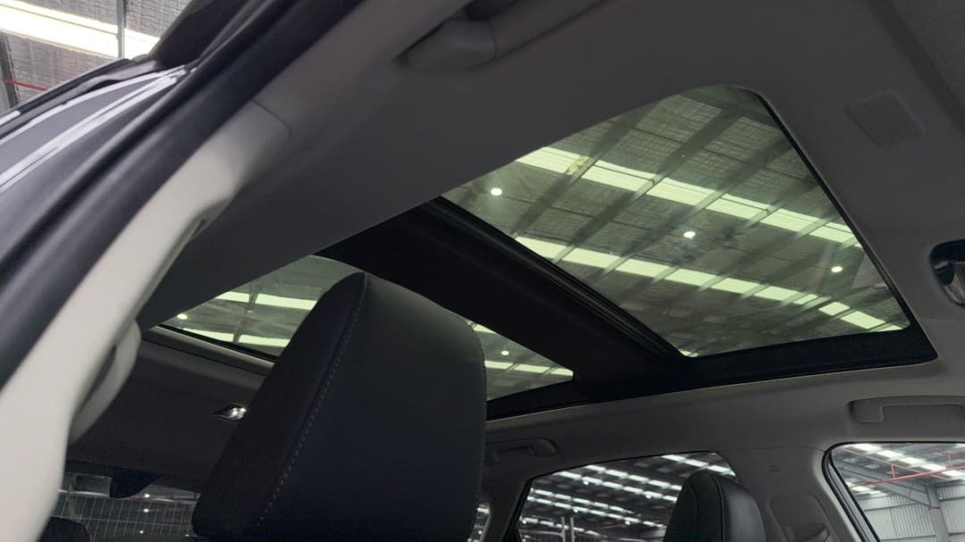 2022 Lexus Nx350h Sports Luxury + Ep1 Hybrid AWD, Automatic, 36413 km, Interior Sunroof/Moonroof