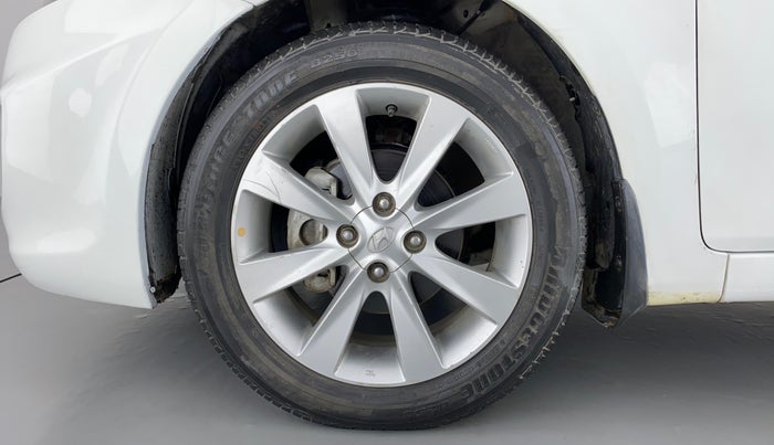 2013 Hyundai Verna FLUIDIC 1.6 SX CRDI, Diesel, Manual, 33,838 km, Left Front Wheel