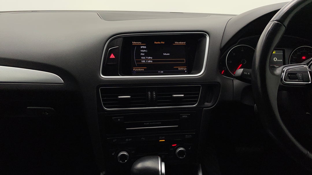 2016 Audi Q5 2.0 Tdi Quattro, Automatic, 96434 km, Center Console