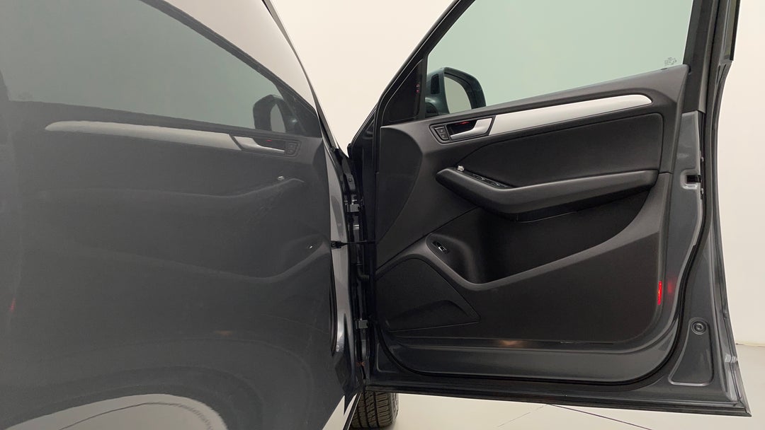 2016 Audi Q5 2.0 Tdi Quattro, Automatic, 96434 km, Speaker View