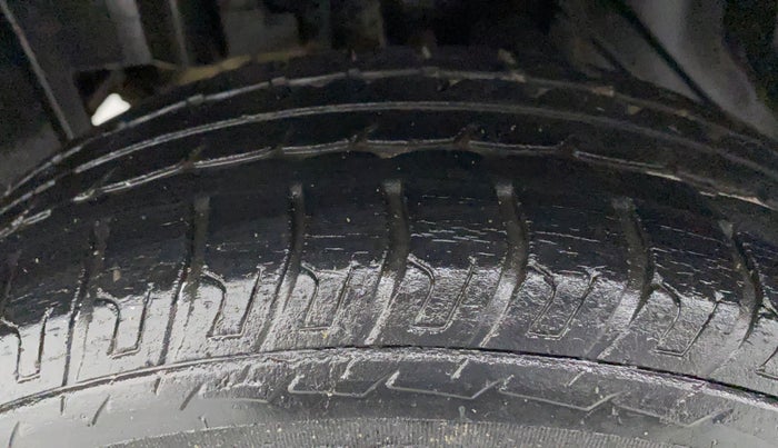 2017 Datsun Go A, Petrol, Manual, 62,443 km, Left Front Tyre Tread