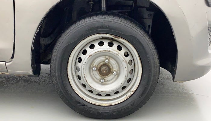 2017 Datsun Go A, Petrol, Manual, 62,443 km, Right Front Wheel
