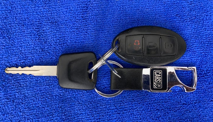 2017 Datsun Go A, Petrol, Manual, 62,443 km, Key Close Up