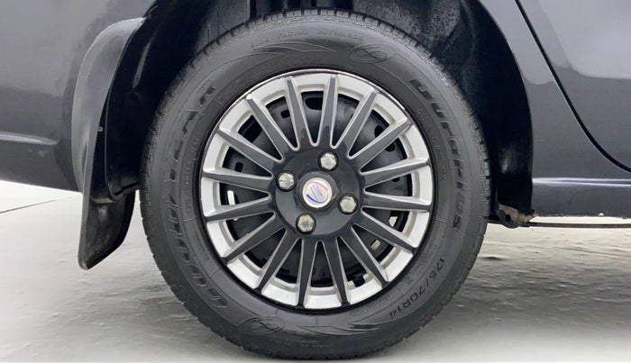2011 Volkswagen Vento TRENDLINE PETROL, Petrol, Manual, 85,598 km, Right Rear Wheel