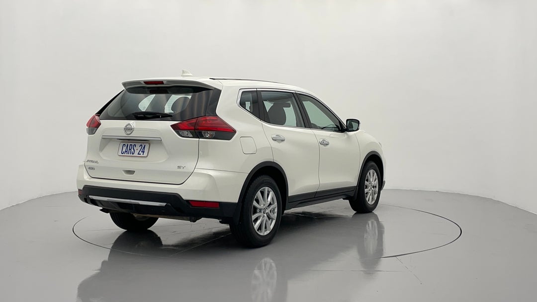 Right Back Diagonal (45- Degree) View