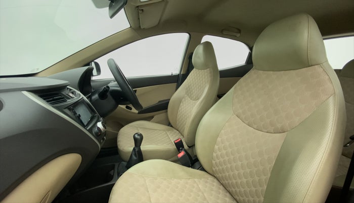 2017 Hyundai Eon MAGNA PLUS, Petrol, Manual, 16,081 km, Right Side Front Door Cabin