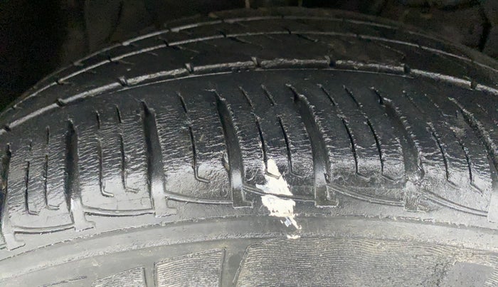 2018 Maruti Vitara Brezza VDI OPT, Diesel, Manual, 34,238 km, Right Front Tyre Tread
