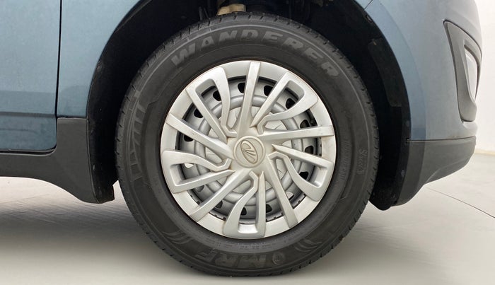 2018 Mahindra MARAZZO M2 8 STR, Diesel, Manual, 24,686 km, Right Front Wheel