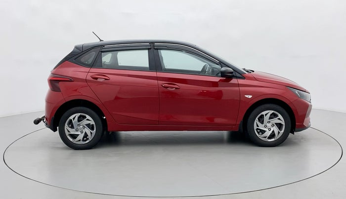 2020 Hyundai NEW I20 MAGNA 1.5 MT, Diesel, Manual, 54,062 km, Right Side View