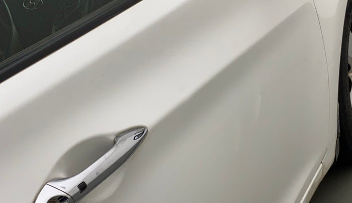 2014 Hyundai New Elantra 1.8 SX MT VTVT, Petrol, Manual, 21,460 km, Driver-side door - Slightly dented