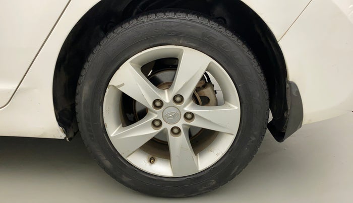 2014 Hyundai New Elantra 1.8 SX MT VTVT, Petrol, Manual, 21,460 km, Left Rear Wheel
