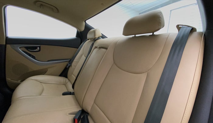 2014 Hyundai New Elantra 1.8 SX MT VTVT, Petrol, Manual, 21,460 km, Right Side Rear Door Cabin