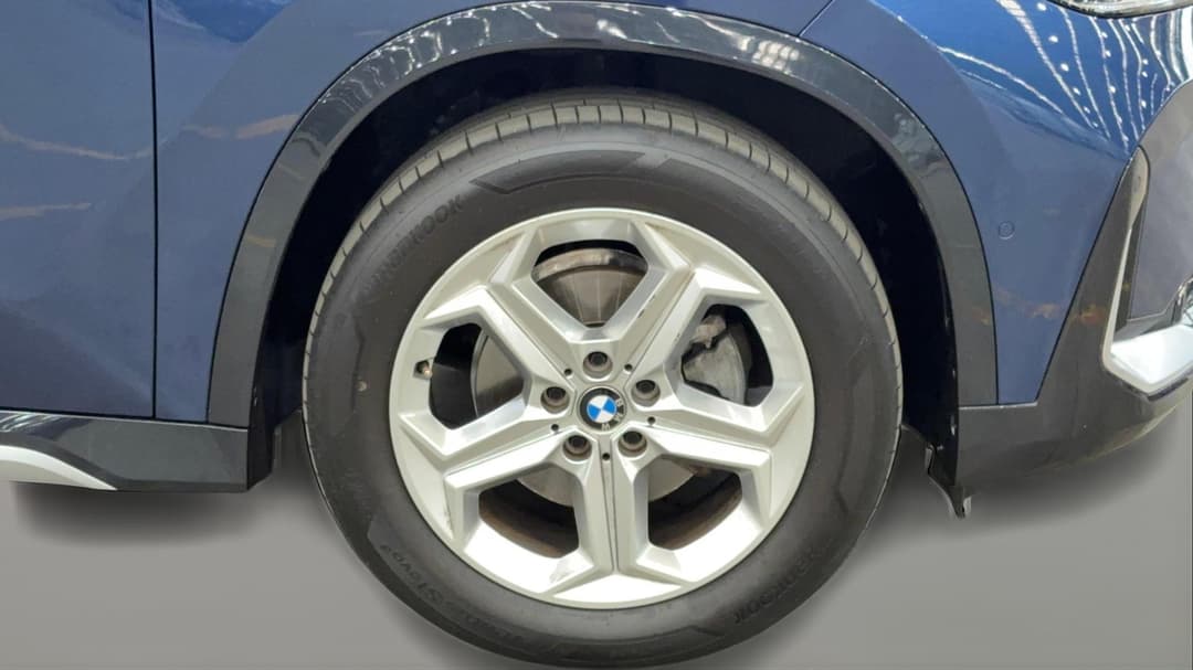 2023 BMW X1 sDrive18i, Automatic, 22618 km, Right Front Wheel