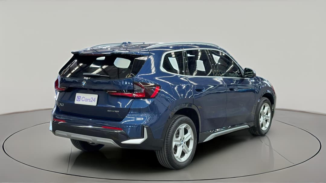 2023 BMW X1 sDrive18i, Automatic, 22618 km, Right Back Diagonal (45- Degree) View