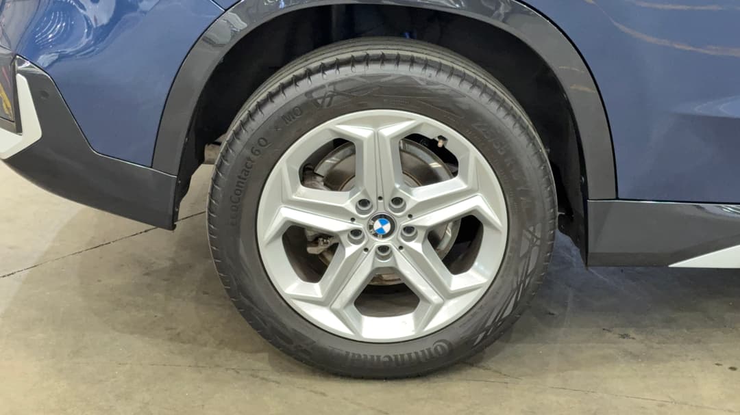 2023 BMW X1 sDrive18i, Automatic, 22618 km, Right Rear Wheel