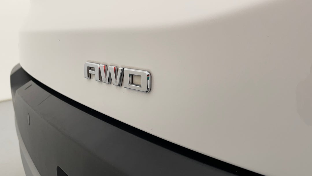 Badge (Boot Right Side)