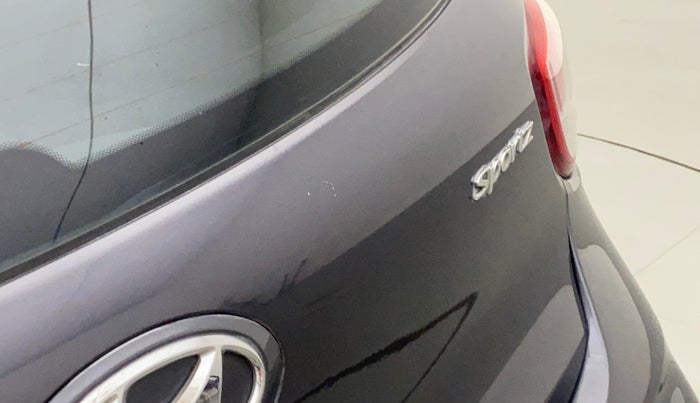 2018 Hyundai Grand i10 SPORTZ 1.2 KAPPA VTVT, Petrol, Manual, 32,331 km, Dicky (Boot door) - Minor scratches