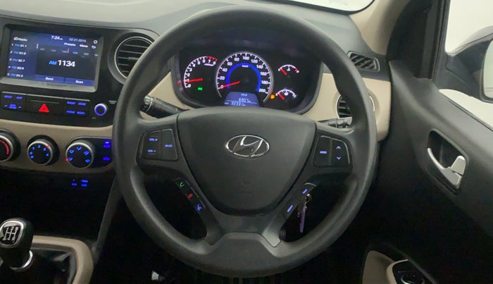 2018 Hyundai Grand i10 SPORTZ 1.2 KAPPA VTVT, Petrol, Manual, 32,331 km, Steering Wheel Close Up
