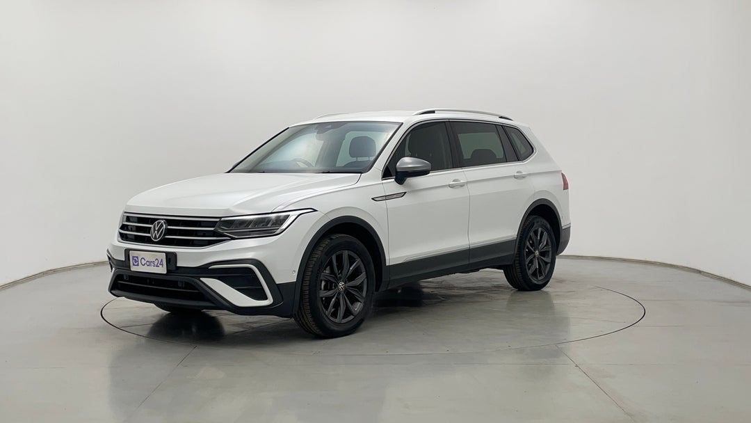 Left Front Diagonal (45- Degree) View