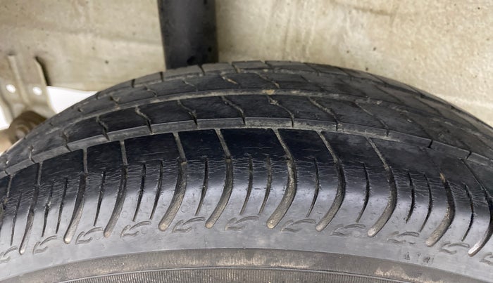 2019 Maruti S PRESSO VXI, Petrol, Manual, 35,799 km, Right Rear Tyre Tread
