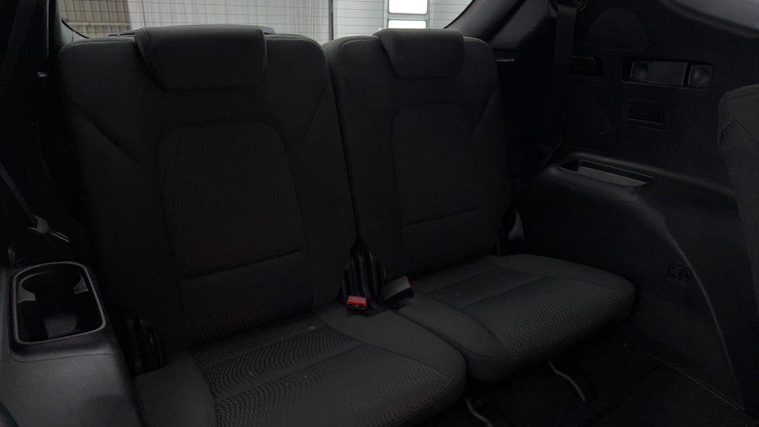 2016 Hyundai Santa Fe Active Crdi (4x4), Automatic, 233425 km, Third Row Seats