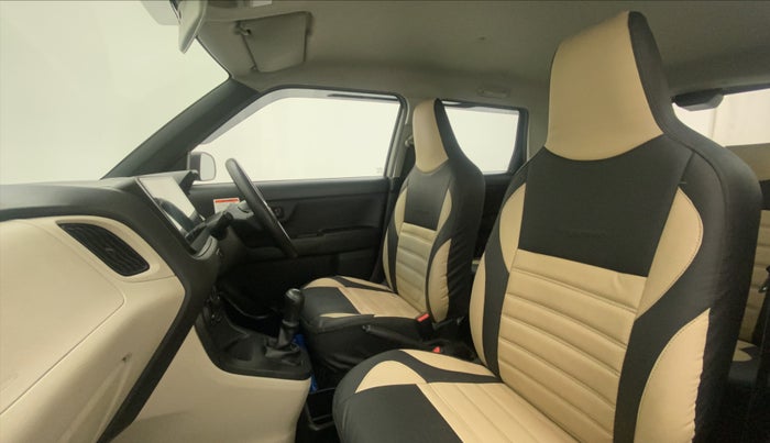 2021 Maruti New Wagon-R LXI CNG (O) 1.0, CNG, Manual, 39,613 km, Right Side Front Door Cabin